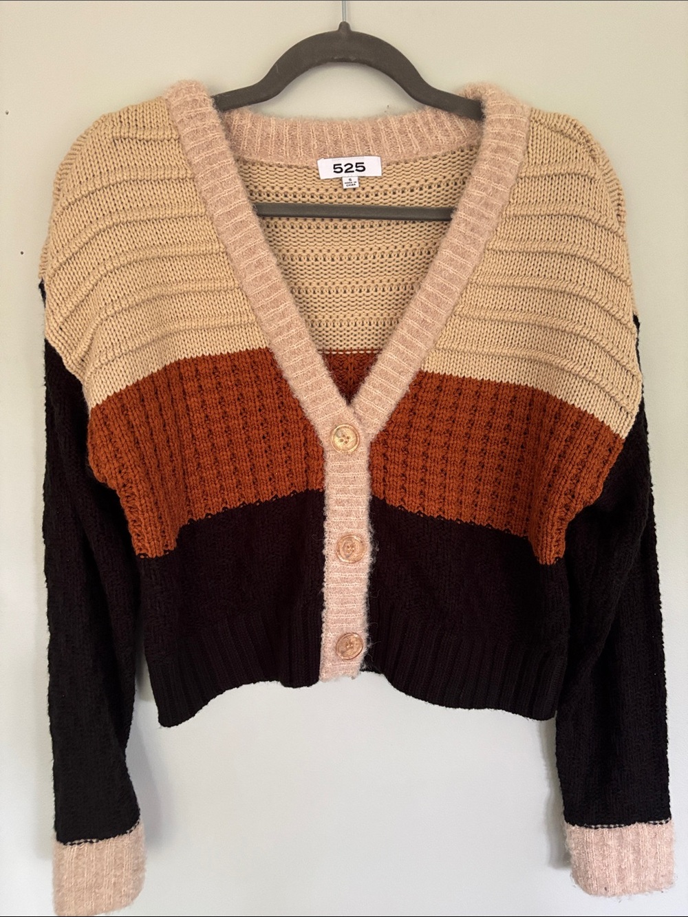 525 America Colorblock V-Neck Button Cardigan in Beige, Rust, Black